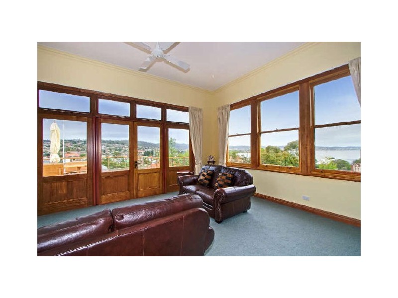 Bluff Lodge/40 King Street, Bellerive TAS 7018
