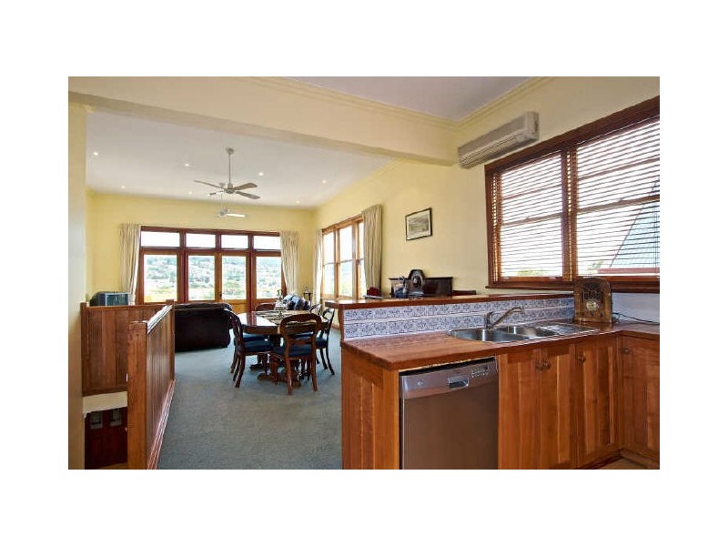 Bluff Lodge/40 King Street, Bellerive TAS 7018