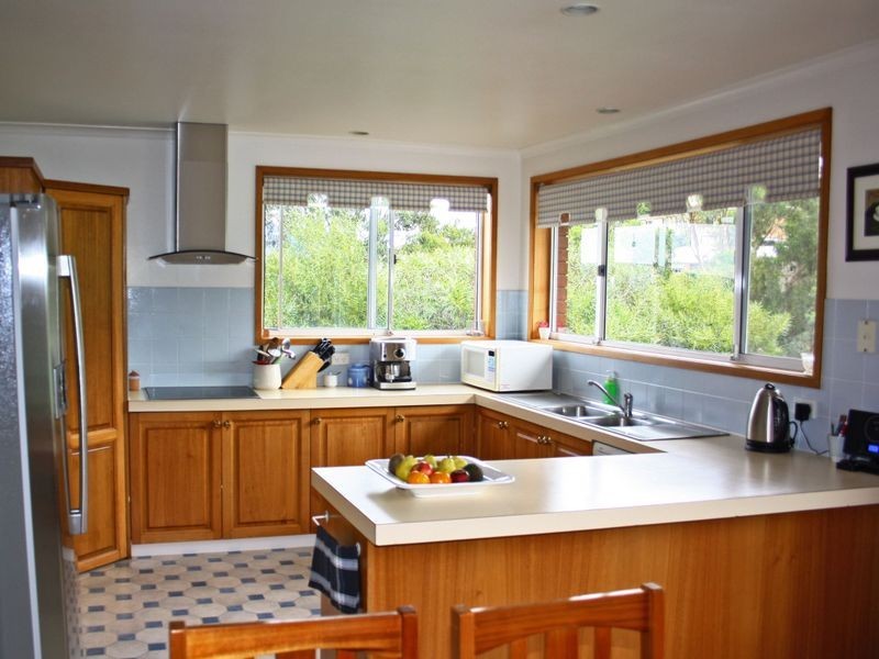 69 Skyline Drive, Howrah TAS 7018