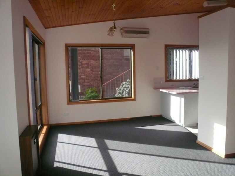 3/49 Skyline Drive, Howrah TAS 7018