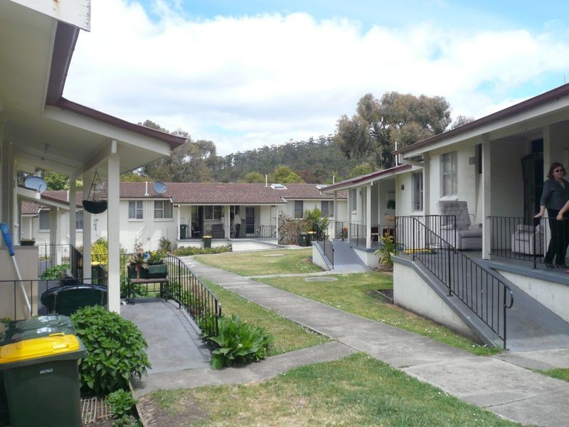 7/50 Burtonia Street, Rokeby TAS 7019