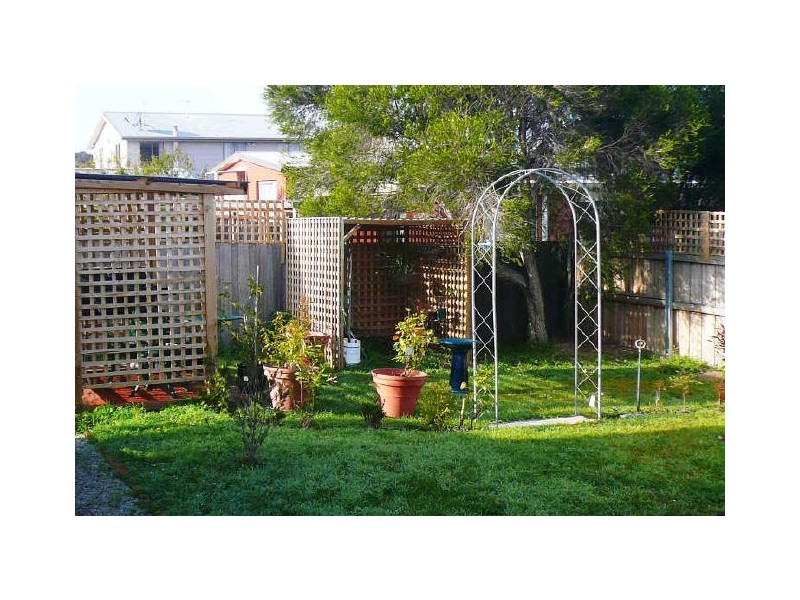 1 Ralph Terrace, Rokeby TAS 7019