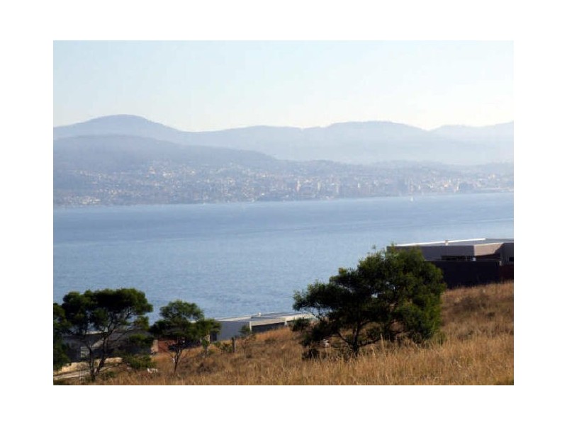 36 Spinnaker Crescent, Tranmere TAS 7018