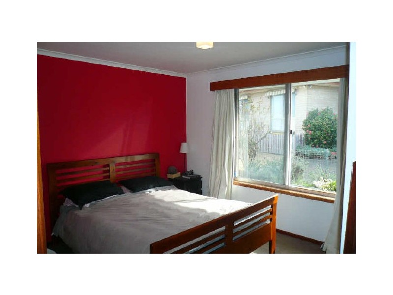 11 East Crescent, Midway Point TAS 7171