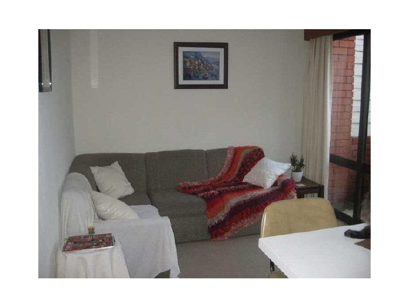 6/2 Clifford Court, Howrah TAS 7018