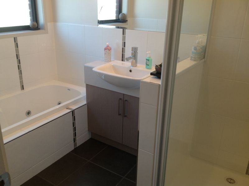 6 Lumsden Road, Howrah TAS 7018