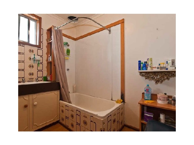 8 Carslake Street, Clarendon Vale TAS 7019