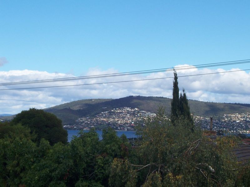 2 Anstey Street, Howrah TAS 7018