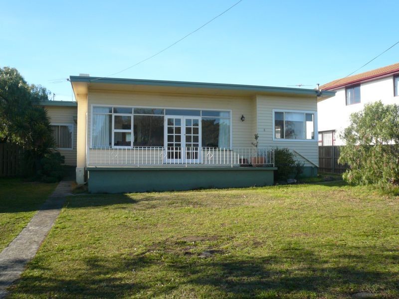 8 Ninda Street, Rosny TAS 7018