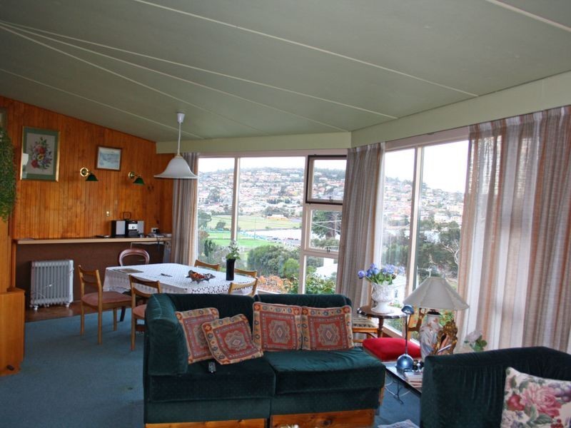 67 Bastick Street, Rosny TAS 7018
