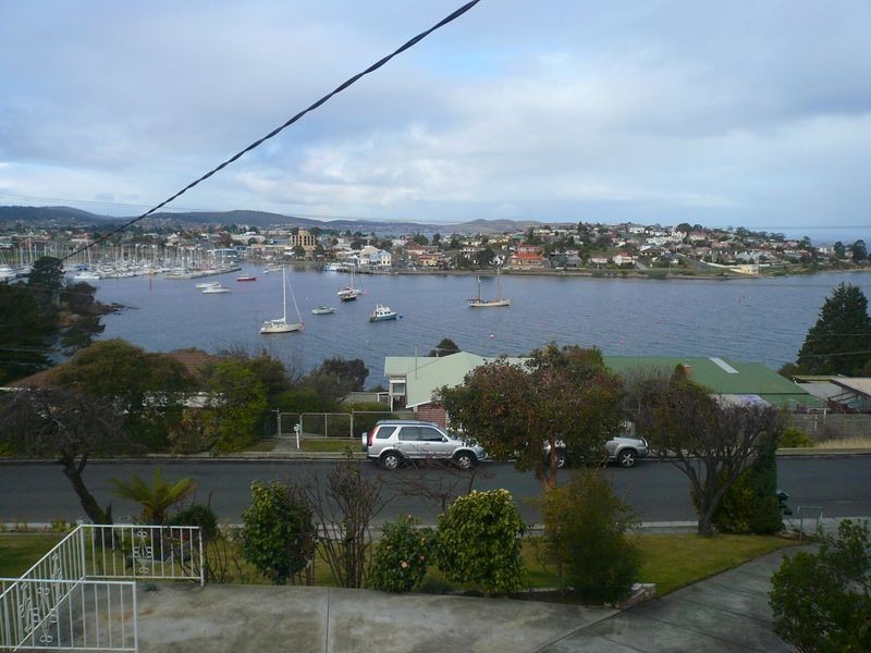 67 Bastick Street, Rosny TAS 7018