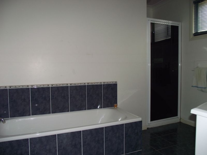 7 Rose Court, Sandy Bay TAS 7005