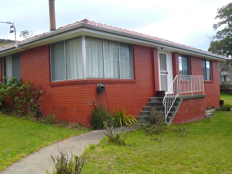 9 Atkins Street, Rokeby TAS 7019