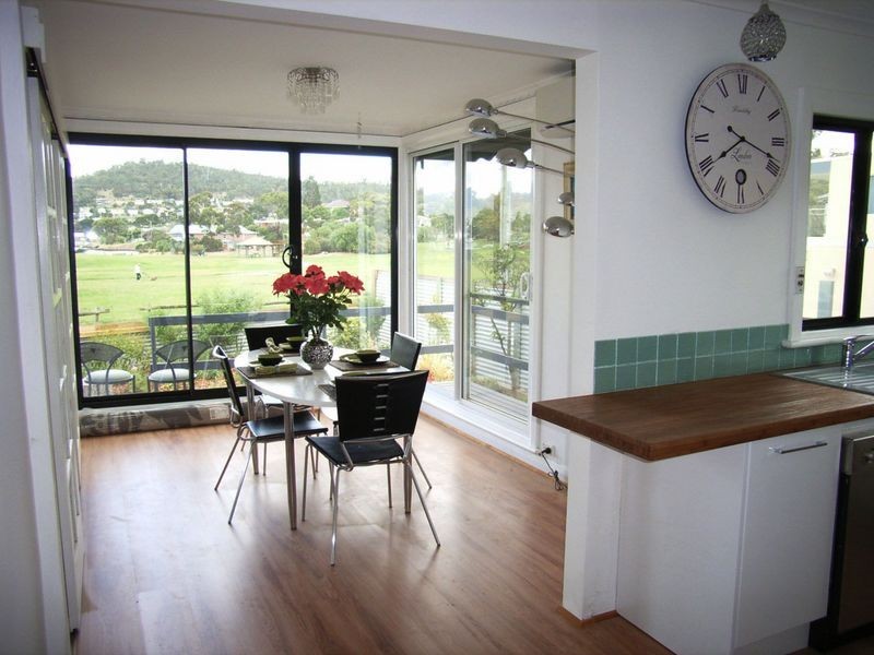 2 Nietta Road, Lindisfarne TAS 7015