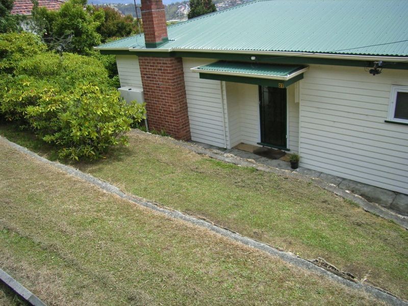 27 Benjafield Terrace, Mount Stuart TAS 7000