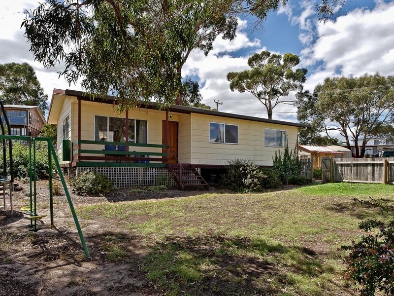 2 Woodtha Street, Carlton TAS 7173