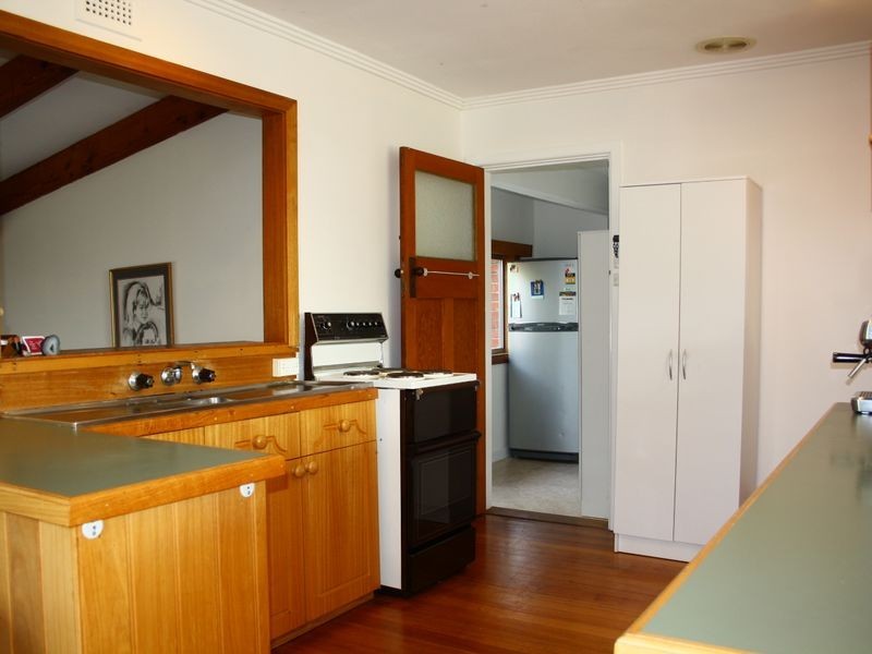 10 Aragoon Street, Lauderdale TAS 7021