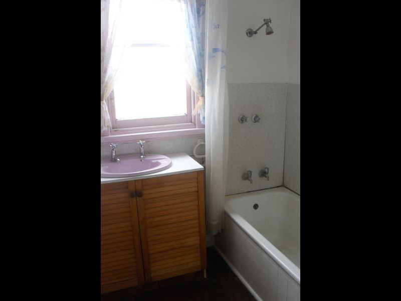 58 Gepp Parade, Derwent Park TAS 7009