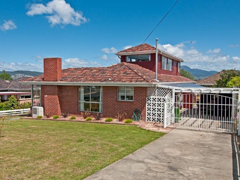 11 Shoreline Drive, Howrah TAS 7018