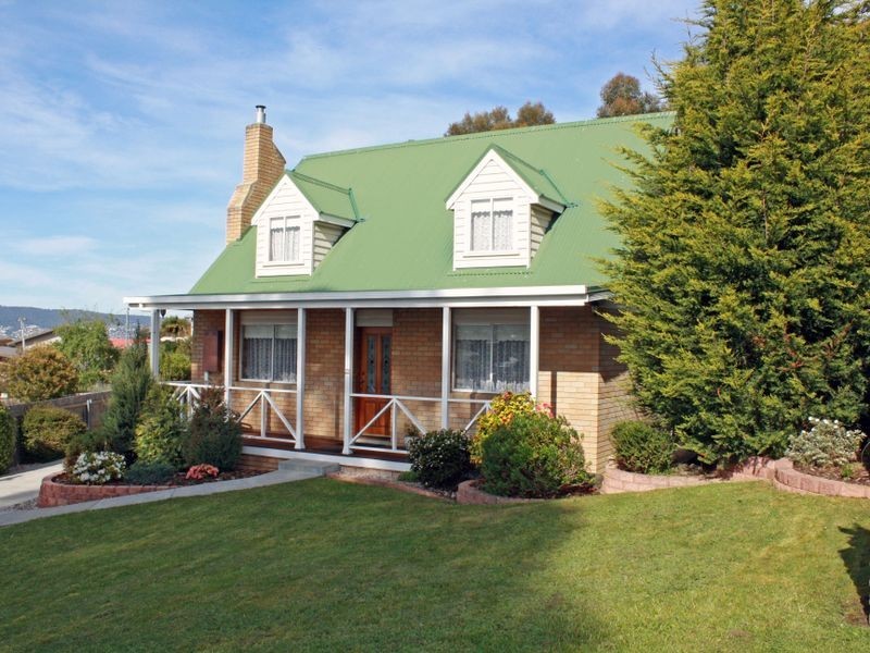 22 Flagstaff Gully Road, Lindisfarne TAS 7015
