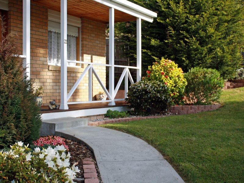 22 Flagstaff Gully Road, Lindisfarne TAS 7015