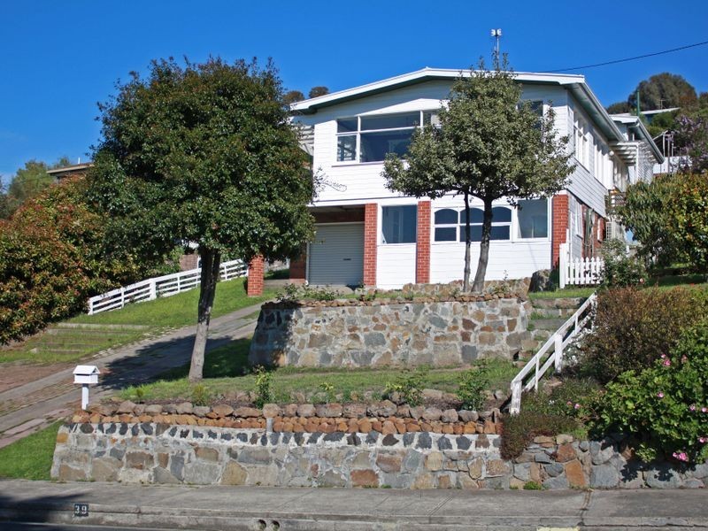39 Bastick Street, Rosny TAS 7018