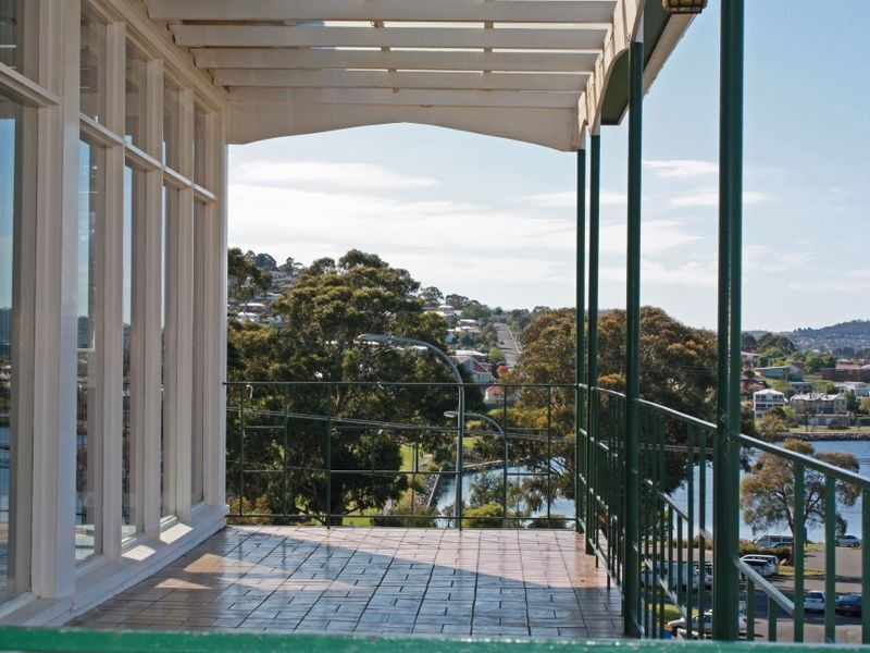 39 Bastick Street, Rosny TAS 7018