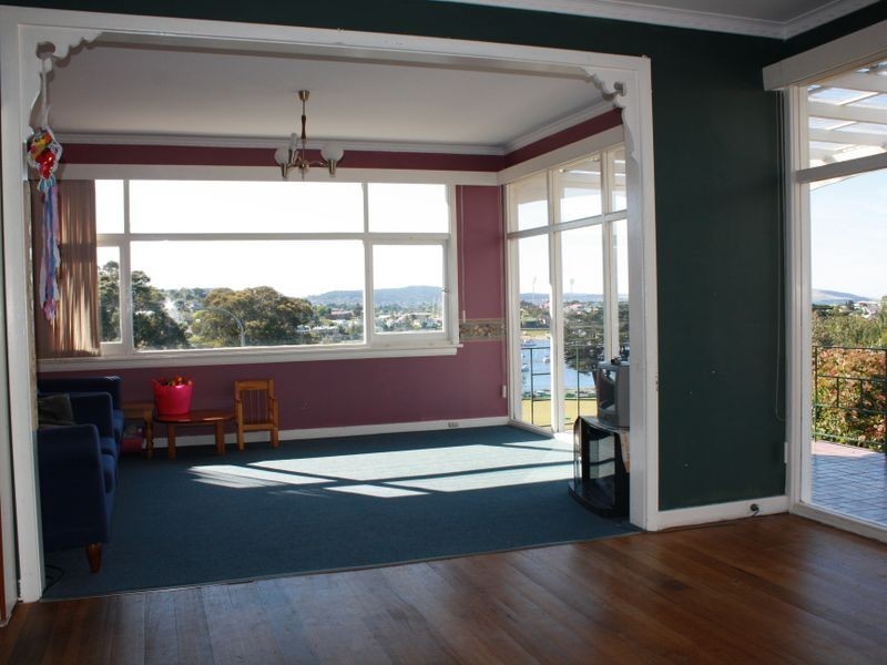 39 Bastick Street, Rosny TAS 7018