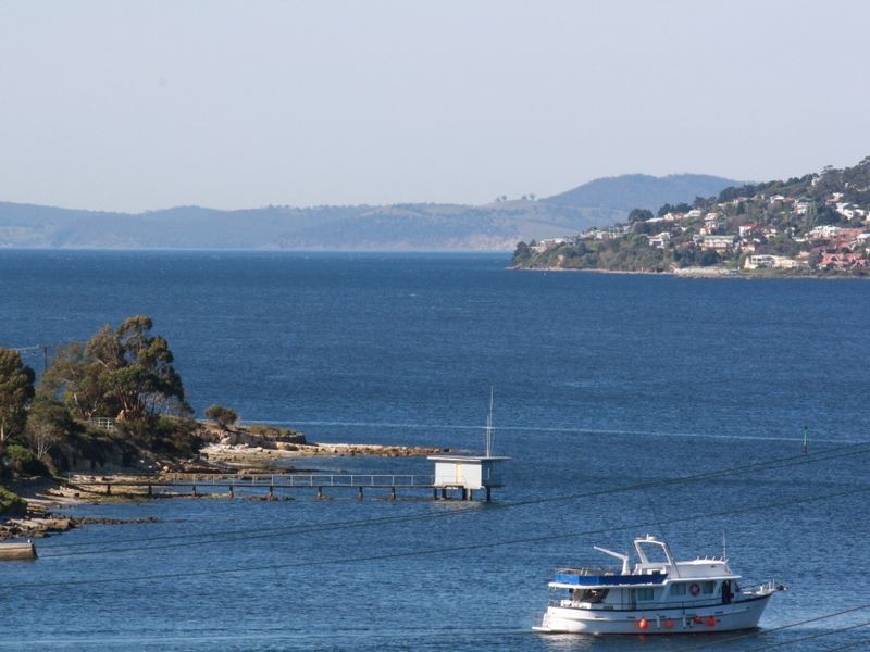 39 Bastick Street, Rosny TAS 7018