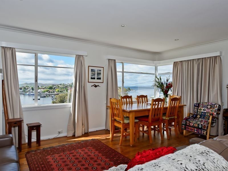 55 Bastick Street, Rosny TAS 7018