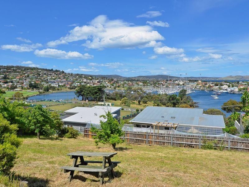 55 Bastick Street, Rosny TAS 7018