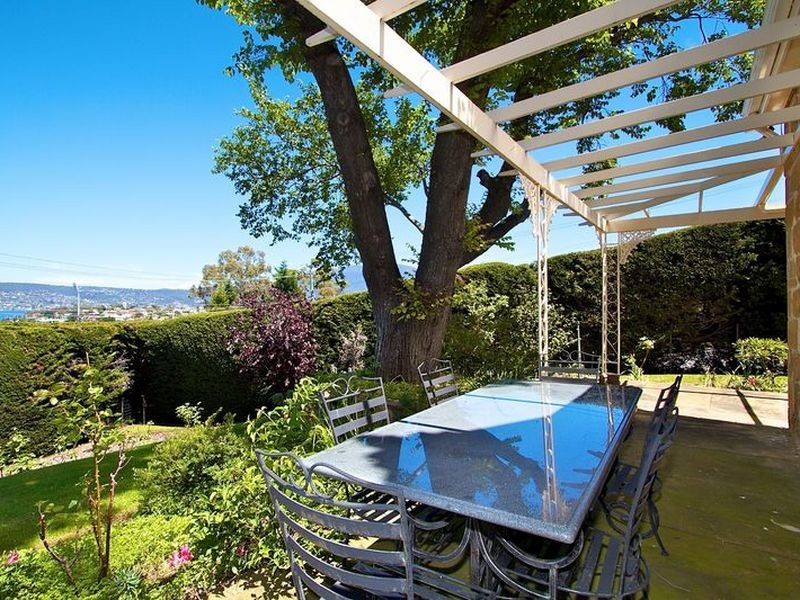 2 Hill Street, Bellerive TAS 7018