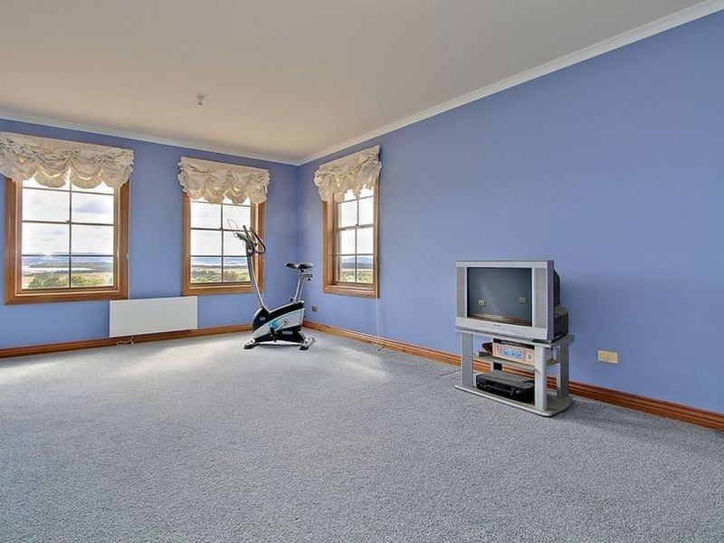 73 Jeune Drive, Acton Park TAS 7170