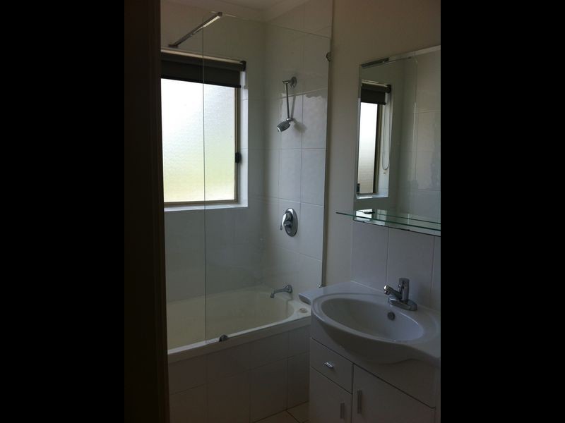 2/6 Dyer Place, Clarendon Vale TAS 7019