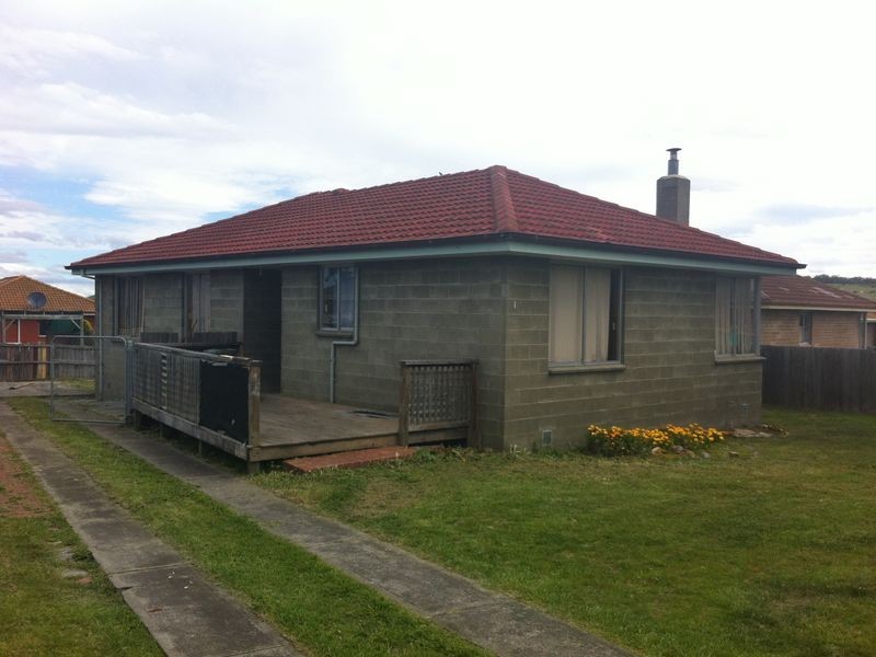 1 Launde Avenue, Clarendon Vale TAS 7019