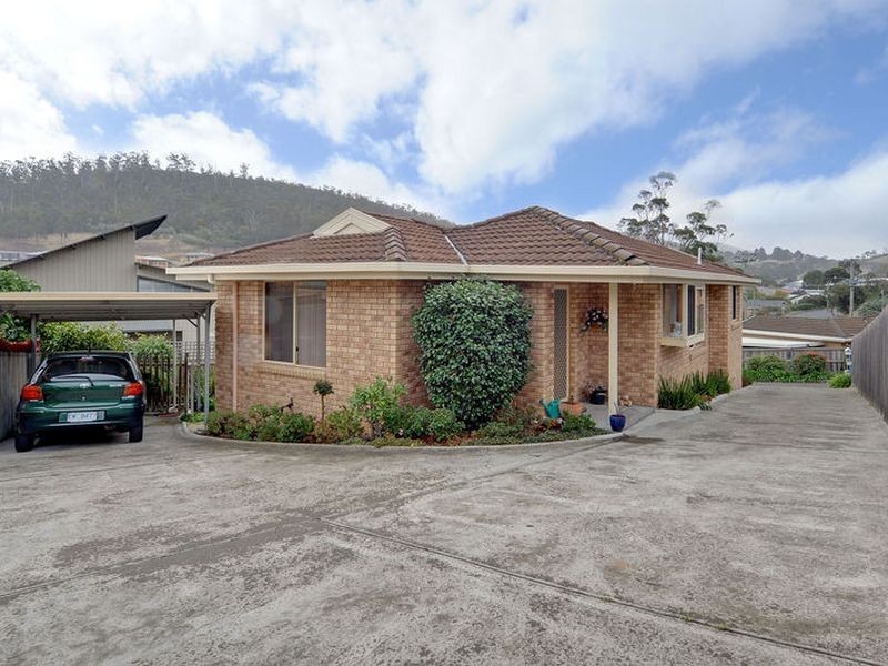 1/30a Clinton Road, Geilston Bay TAS 7015