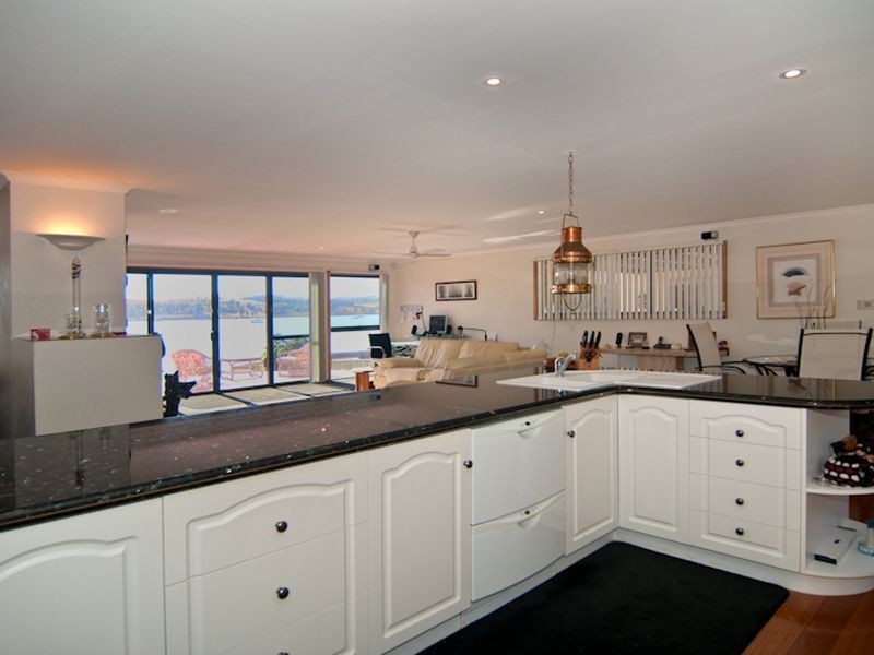 25 Barton Avenue, Triabunna TAS 7190