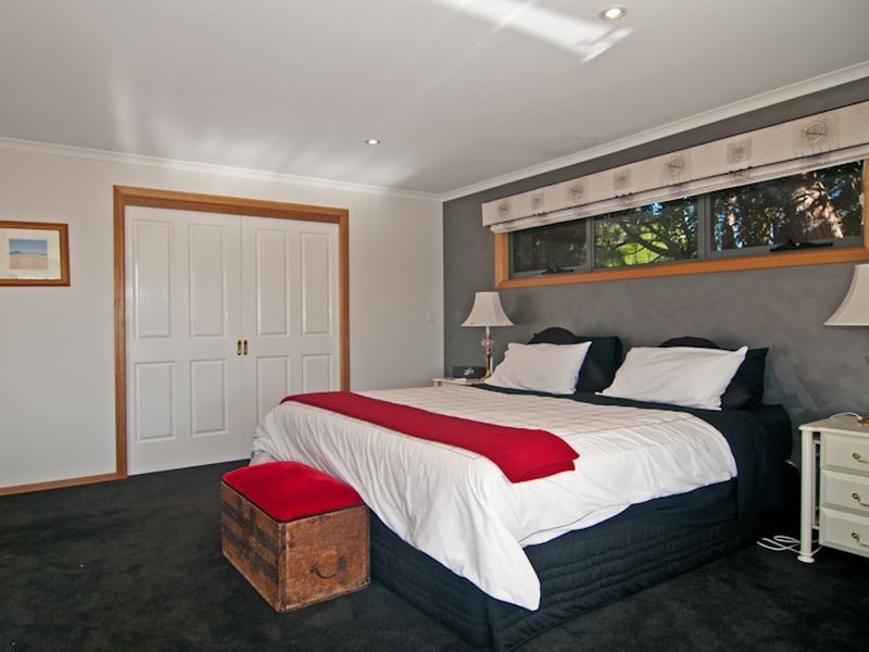 25 Barton Avenue, Triabunna TAS 7190