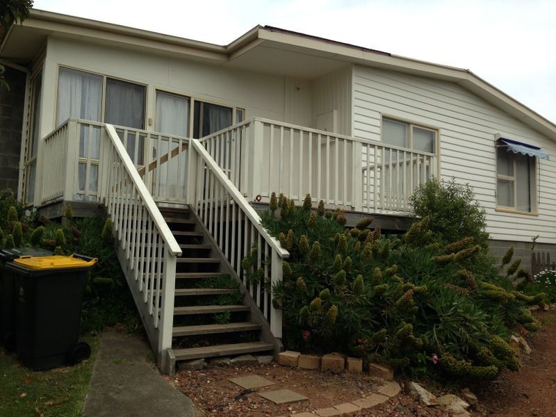 9 Binalong Road, Mornington TAS 7018