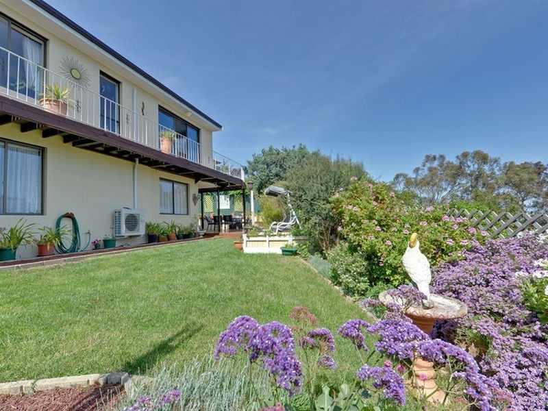 5 Waverley Court, Bellerive TAS 7018