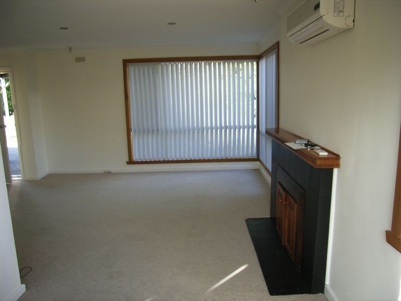20 Henley Street, Lindisfarne TAS 7015