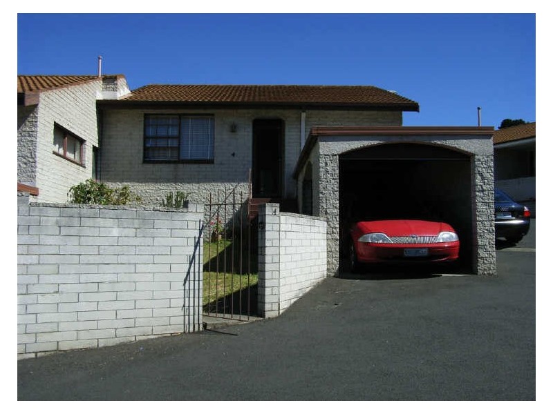 4/148 East Derwent Highway, Lindisfarne TAS 7015