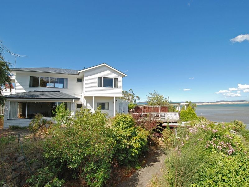 12 Geeves Crescent, Midway Point TAS 7171