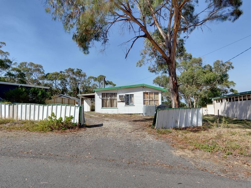 5 Lateena Street, Dodges Ferry TAS 7173