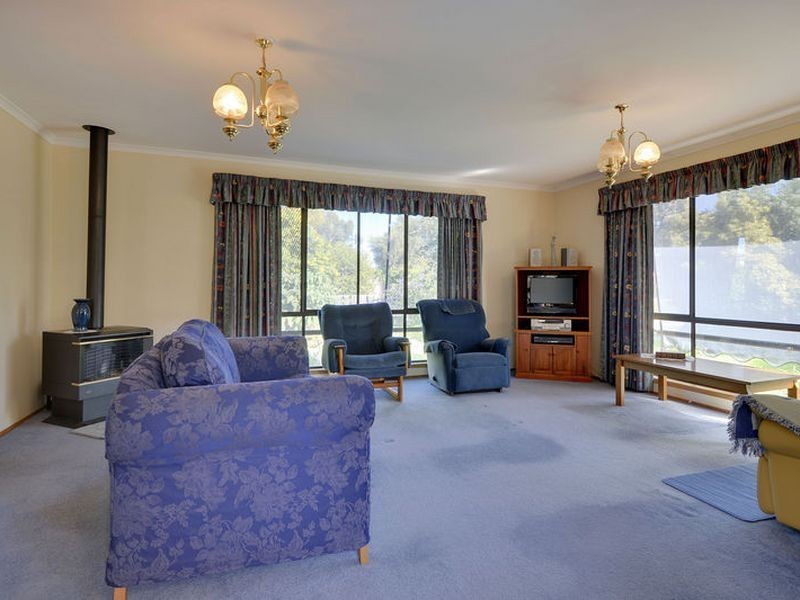 10 Cremorne Avenue, Cremorne TAS 7024