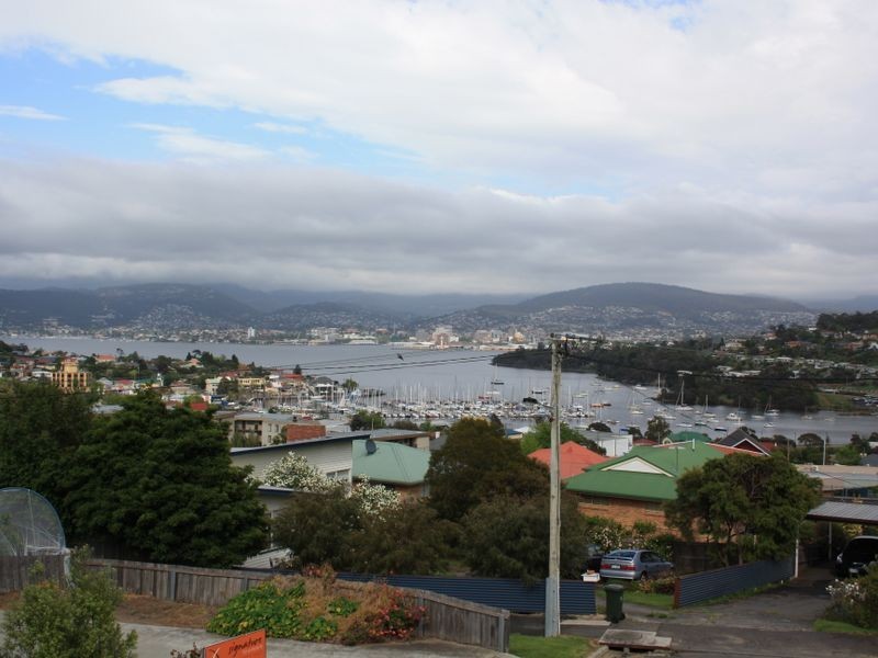 1/12 View Street, Bellerive TAS 7018