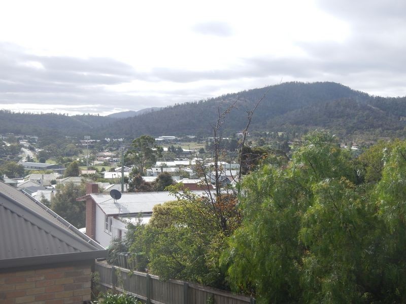 11/219 Cambridge Road, Mornington TAS 7018