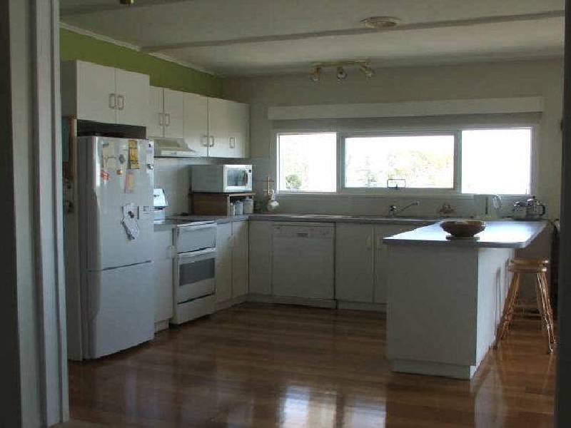 25 Gregson Avenue, New Town TAS 7008