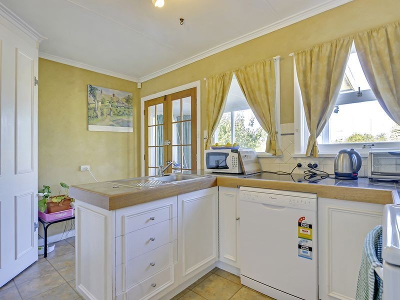 151 Clarence Street, Howrah TAS 7018