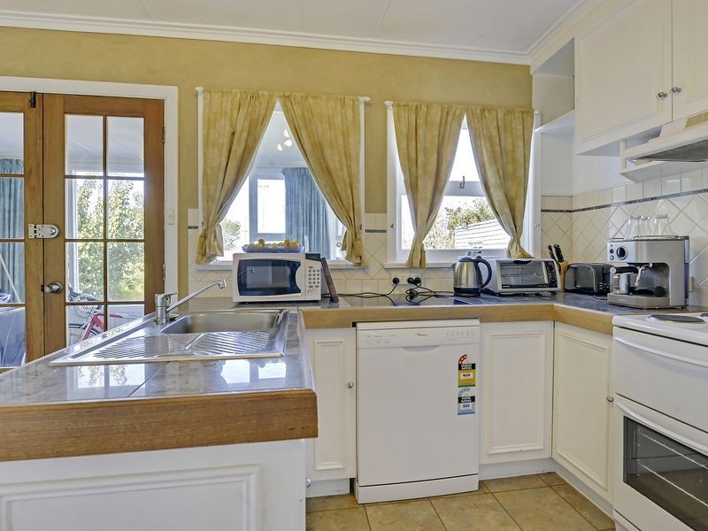 151 Clarence Street, Howrah TAS 7018